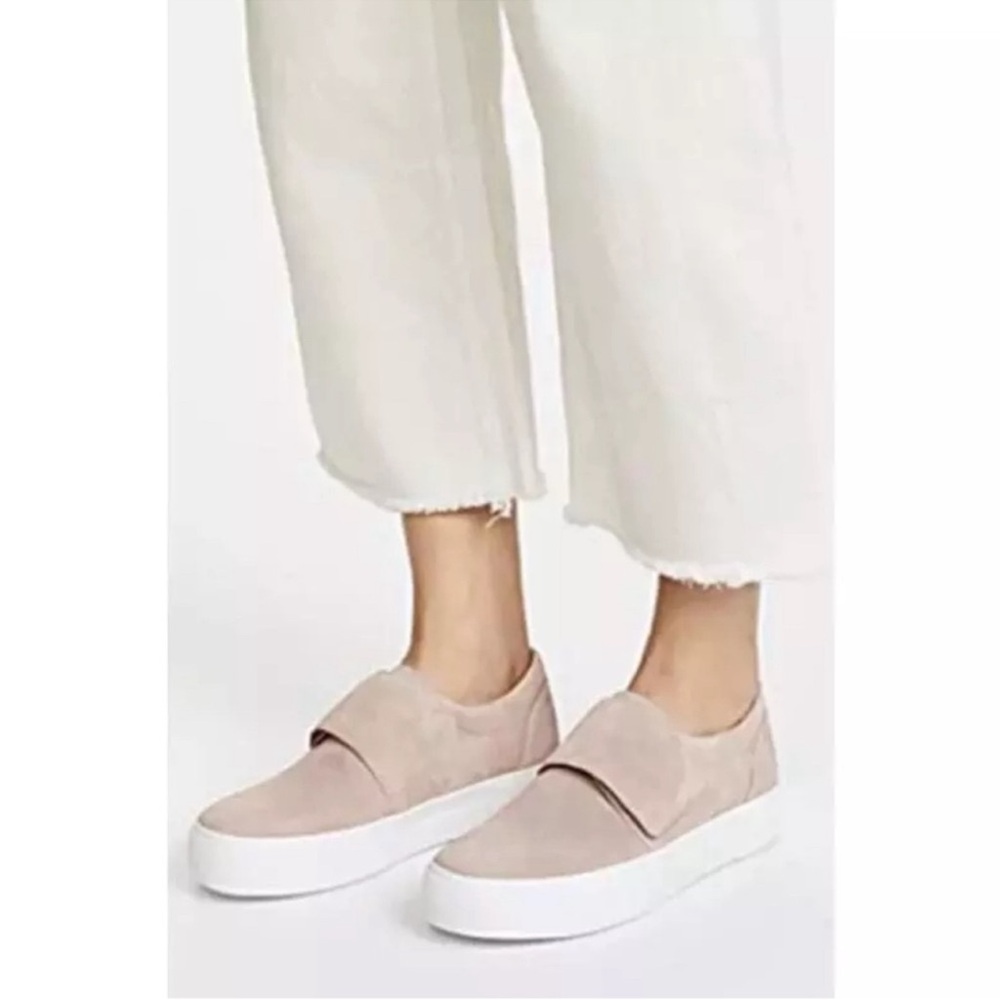 Vince Cage Suede Platform Sneakers. Sz 6. Beige.